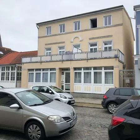 Apartment Preiswert Und Strandnah Rostock